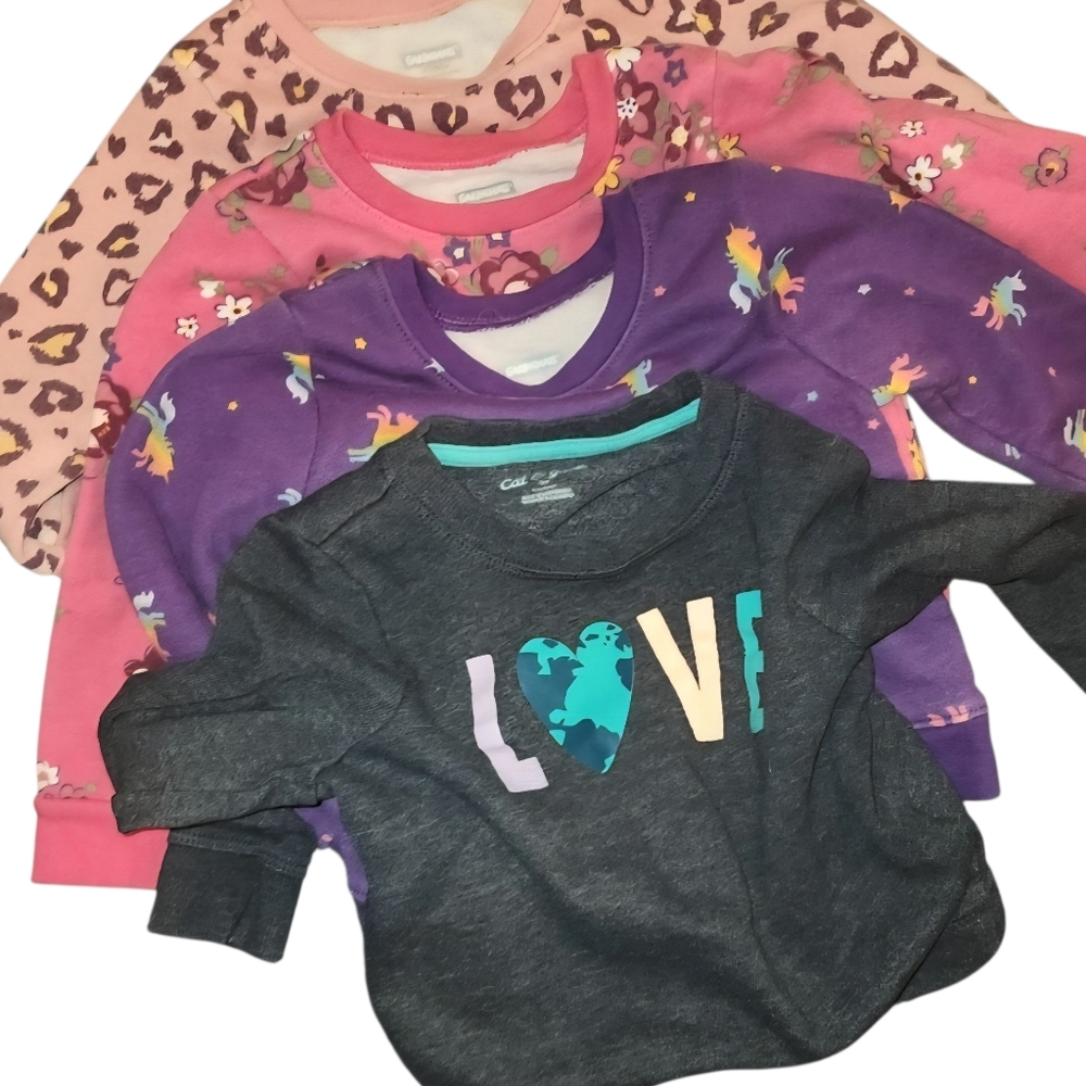 Todler crewnecks Set Of 4 Cat and Jack and Garanimals